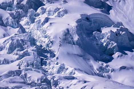 Manaslu invernal: alpinistas en campo 2, mucha nieve ¿Posible cima el domingo?