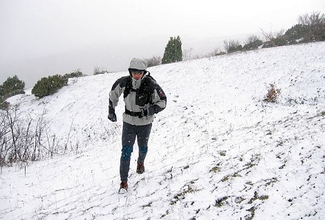Trail running invernal. Cómo equiparte, consejos, y cómo elegir el equipo adecuado