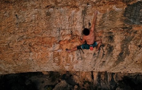 Vídeo: Adam Ondra, primera escalada de Directa Bongada, 9a, Margalef