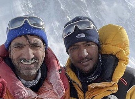 Sajid Sadpara, en busca de su padre, Juan Pablo Mohr y John Snorri en el K2