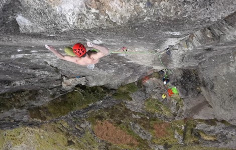 Vídeo: Dave MacLeod, 3ª escalada de Lexicon, E11 7a, pura escalada británica de dificultad y riesgo