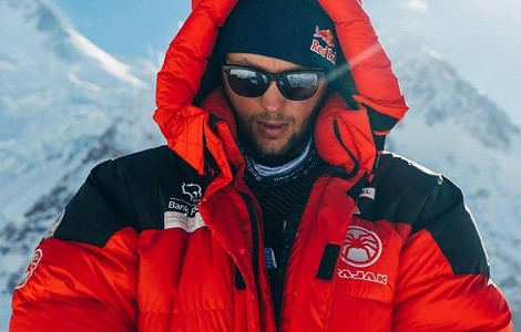 Andrzej Bargiel, al Everest sin oxígeno con descenso integral con esquís