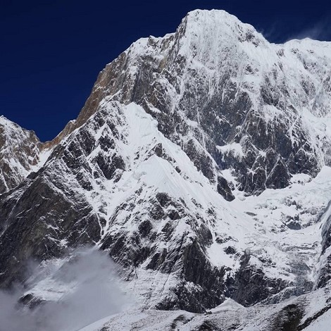Vídeo: Annapurna III, 7.555m, 1ª escalada de la arista sureste