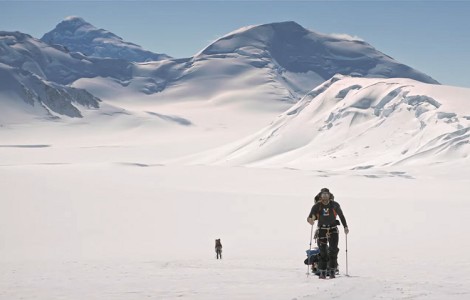 Película: Nunatak: en autosuficiencia en Yukon. Montañas sin nombre, líneas de esquí