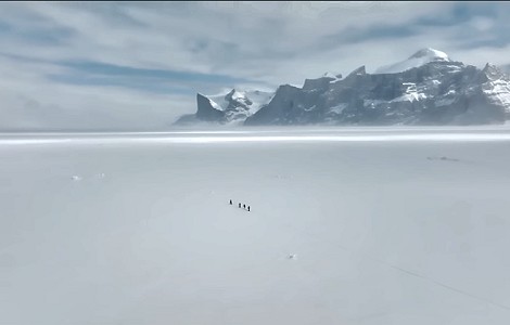 Vídeo. Earthside: 4 amigas, alpinismo y esquí en la isla de Baffin