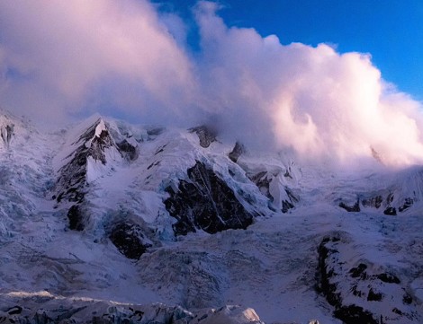 Alex Txikon: Navidad en campo 2 del Annapurna. ¿Hacia cima?
