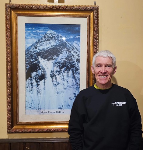 Valery Babanov, a por el Everest sin O2 a los 59 años
