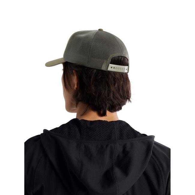  arc'teryx Bird Word Trucker