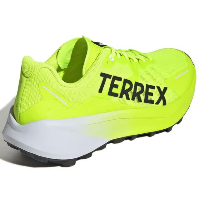 adidas  Agravic 3