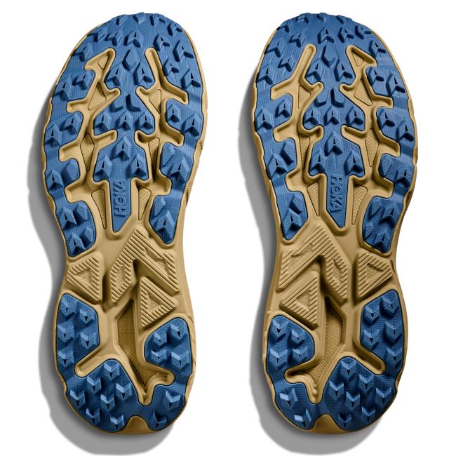 Hoka Challenger 8