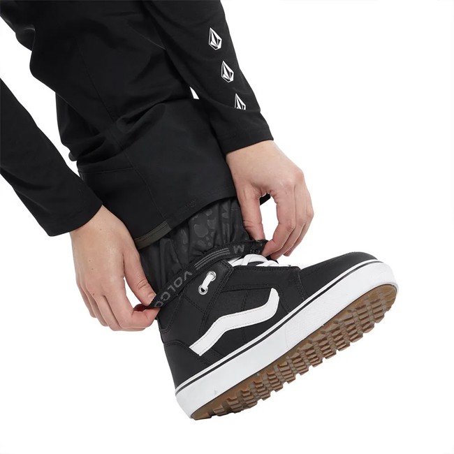 Housut Volcom Elm Stretch Gore Bib Overall Black