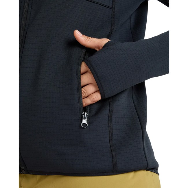 Jopica S Kapuco Roxy Soaringheights True Black