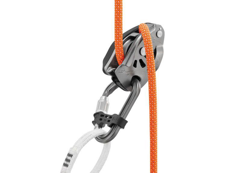 thumbnail image 2 of SEPEAK UIAA 30kN Climbing Carabiner - Professional Twist Locking D-Ring Carabiners For Climbing & Rescue 2 of 11