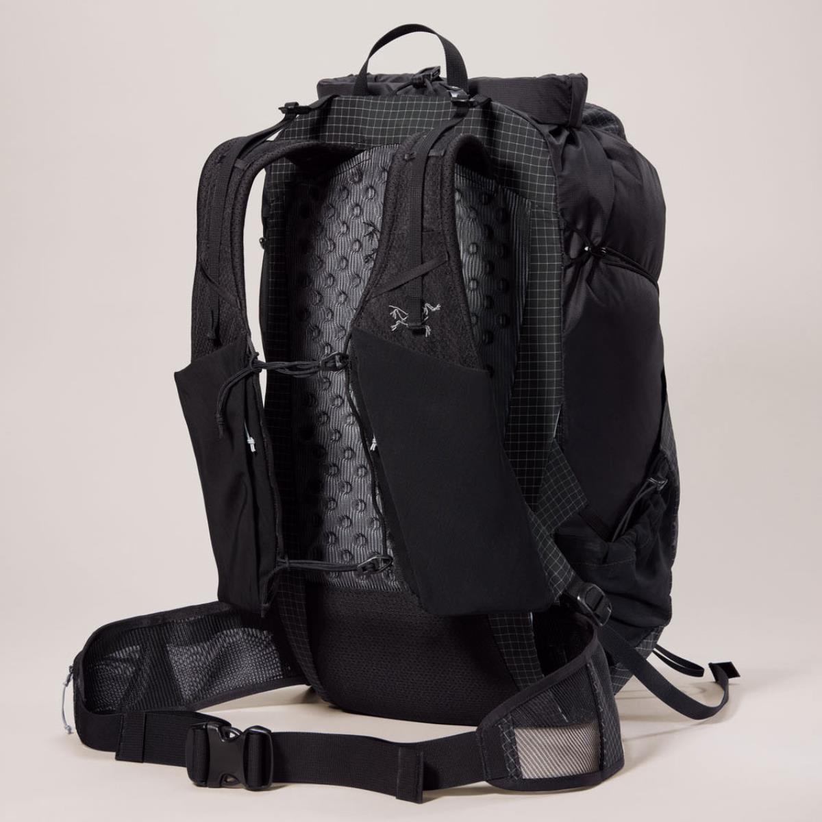 Arc'teryx Aerios 35 Backpack Black | Barrabes