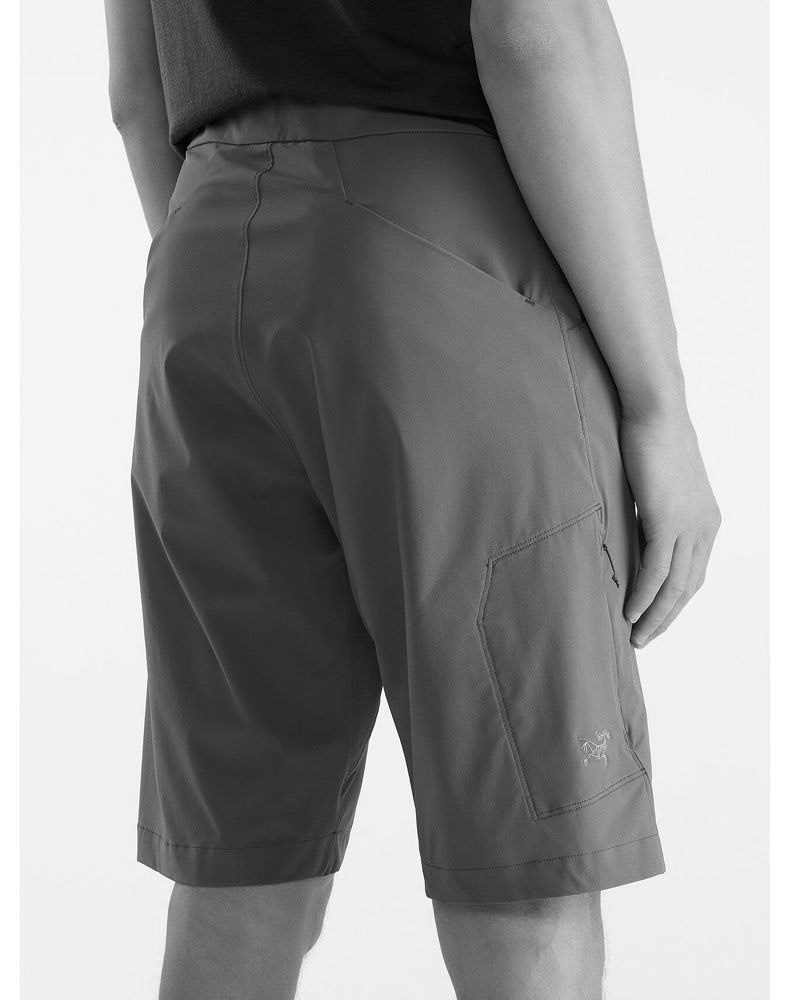 Arc'teryx Konseal Lightweight Short 11in Black | Barrabes