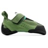 Pies de gato so ill Eden Green